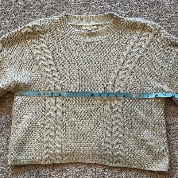 Z Supply Eternal Metallic Light Gray Cable Knit Sweater, Crew Neck, Holiday, XS - Picture 10 of 16